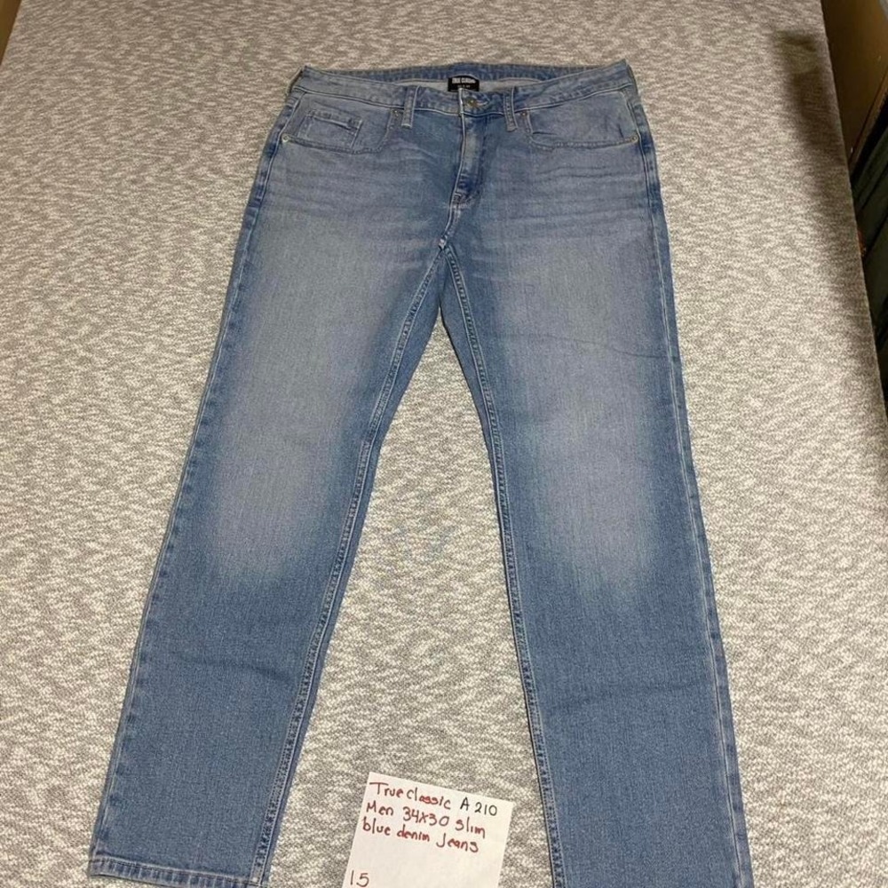 True classic slim blue denim jeans men 34X30. SKU-A210#denim #menswear